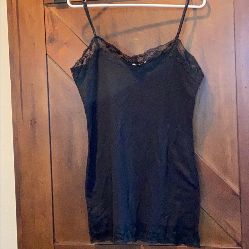 Zenana Signature tank in Black